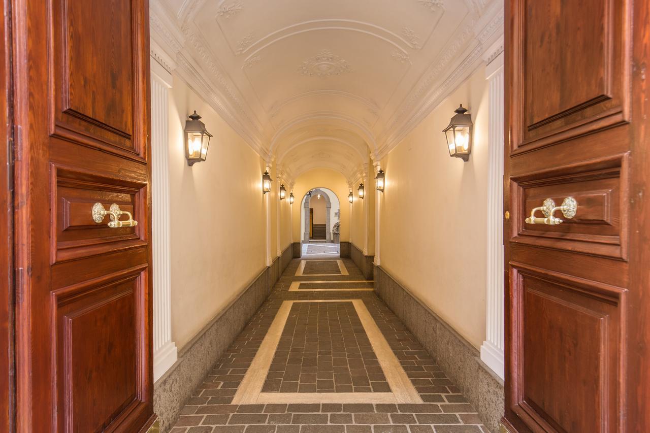 Spanish Steps Miracle Suite Rome Exterior photo